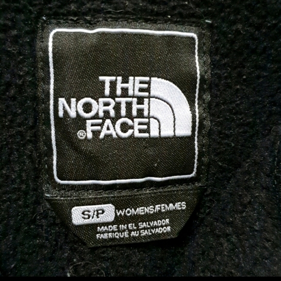 The North Face Pebble Black Fleece Jacket - Picture 5 of 9